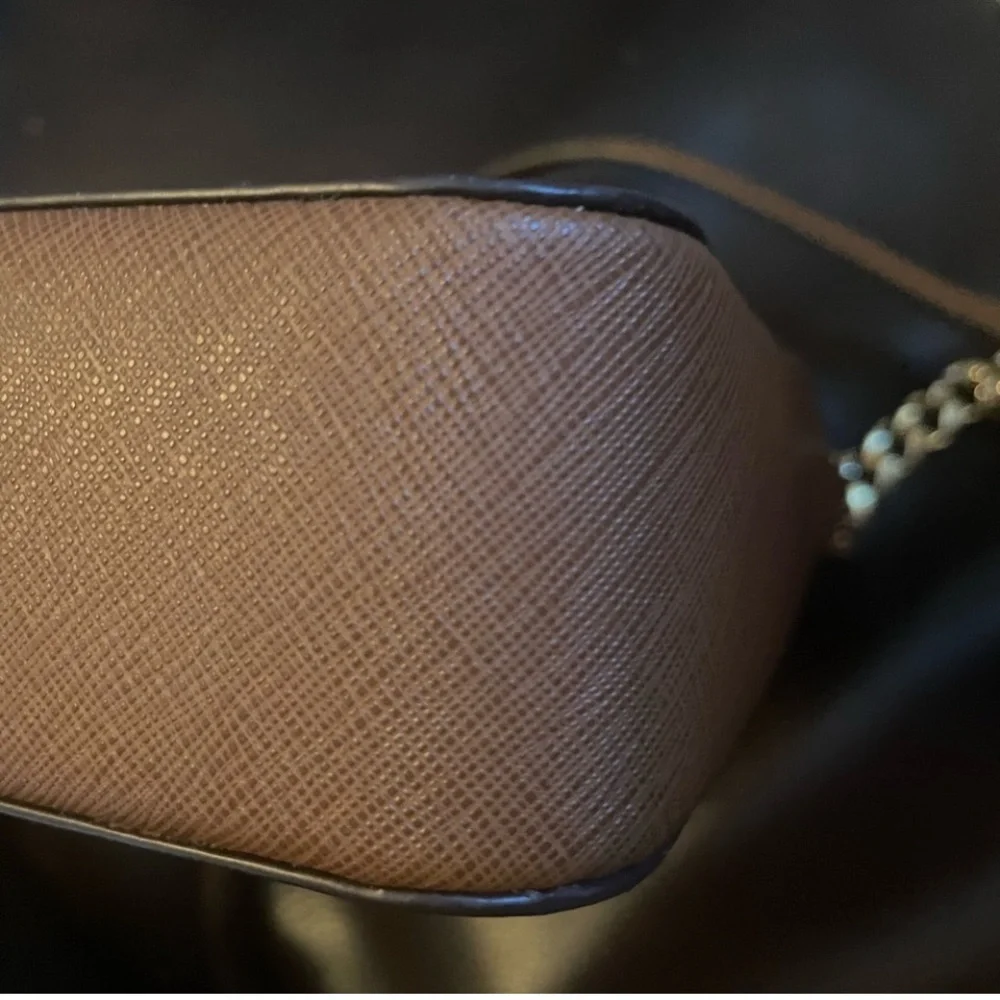 EUC / NWOT Michael Kors Brown Crossbody Bag